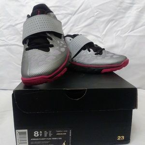 Size 10 women (42 EU) Jordan's